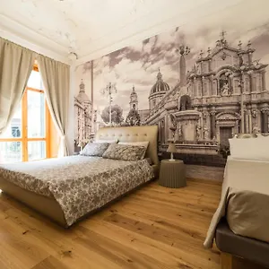 Umberto Flat Center , CTA Italien